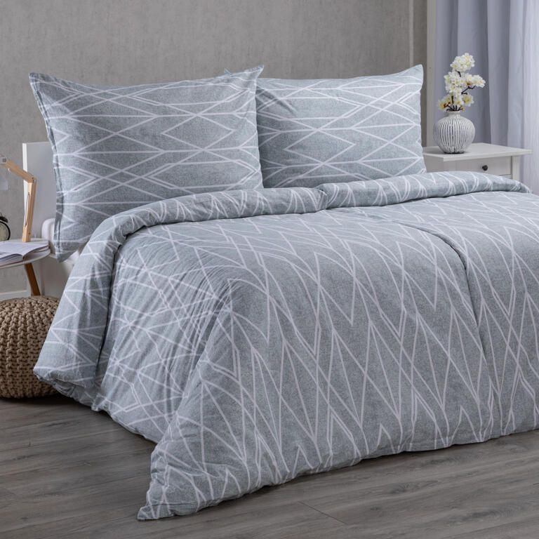 Krepové posteľné obliečky GRAY STRIPES - galéria #1